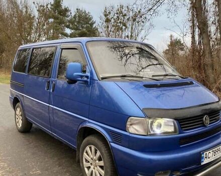 Синий Фольксваген Мультиван, объемом двигателя 2.47 л и пробегом 235 тыс. км за 7700 $, фото 1 на Automoto.ua