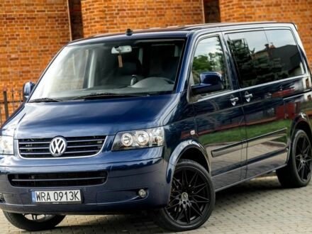Синий Фольксваген Мультиван, объемом двигателя 2.5 л и пробегом 189 тыс. км за 7000 $, фото 1 на Automoto.ua