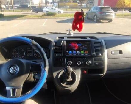 Синій Фольксваген Мультиван, об'ємом двигуна 1.97 л та пробігом 322 тис. км за 18500 $, фото 1 на Automoto.ua
