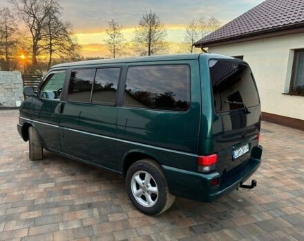 Зелений Фольксваген Мультиван, об'ємом двигуна 2.5 л та пробігом 302 тис. км за 3100 $, фото 3 на Automoto.ua