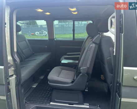 Зеленый Фольксваген Мультиван, объемом двигателя 2.46 л и пробегом 357 тыс. км за 11775 $, фото 12 на Automoto.ua