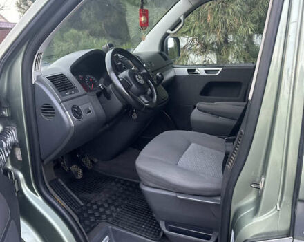 Зеленый Фольксваген Мультиван, объемом двигателя 2.46 л и пробегом 357 тыс. км за 11775 $, фото 10 на Automoto.ua