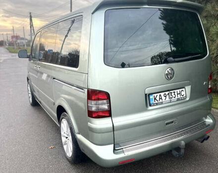 Зеленый Фольксваген Мультиван, объемом двигателя 2.46 л и пробегом 357 тыс. км за 11775 $, фото 6 на Automoto.ua