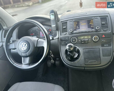 Зеленый Фольксваген Мультиван, объемом двигателя 2.46 л и пробегом 357 тыс. км за 11775 $, фото 16 на Automoto.ua