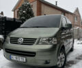 Зеленый Фольксваген Мультиван, объемом двигателя 2.46 л и пробегом 320 тыс. км за 10800 $, фото 1 на Automoto.ua