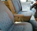 Зелений Фольксваген Мультиван, об'ємом двигуна 2.5 л та пробігом 320 тис. км за 10500 $, фото 7 на Automoto.ua