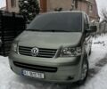 Зеленый Фольксваген Мультиван, объемом двигателя 2.5 л и пробегом 320 тыс. км за 10500 $, фото 2 на Automoto.ua