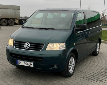 Зелений Фольксваген Мультиван, об'ємом двигуна 2.5 л та пробігом 311 тис. км за 5350 $, фото 1 на Automoto.ua