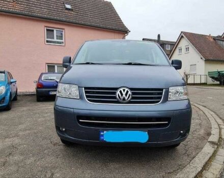 Зеленый Фольксваген Мультиван, объемом двигателя 0 л и пробегом 370 тыс. км за 11305 $, фото 1 на Automoto.ua