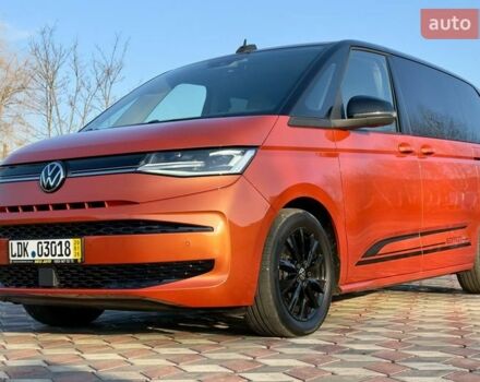 Оранжевый Фольксваген Мультиван, объемом двигателя 1.97 л и пробегом 88 тыс. км за 62300 $, фото 1 на Automoto.ua