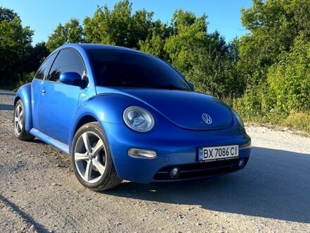 Синий Фольксваген Нью Битл, объемом двигателя 2 л и пробегом 168 тыс. км за 4900 $, фото 1 на Automoto.ua