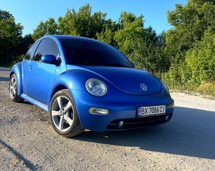 Синий Фольксваген Нью Битл, объемом двигателя 2 л и пробегом 168 тыс. км за 4900 $, фото 1 на Automoto.ua