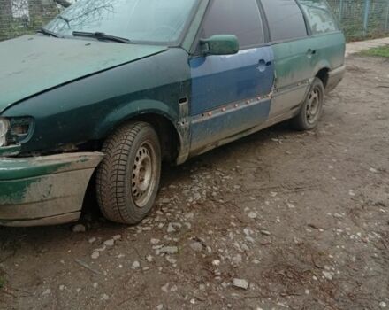 Зеленый Фольксваген Парати, объемом двигателя 0 л и пробегом 350 тыс. км за 946 $, фото 4 на Automoto.ua