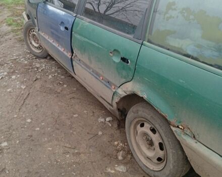 Зеленый Фольксваген Парати, объемом двигателя 0 л и пробегом 350 тыс. км за 946 $, фото 6 на Automoto.ua