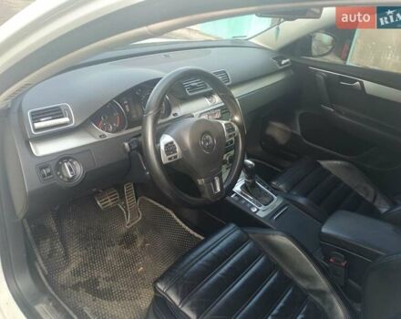 Белый Фольксваген Пассат Альтрак, объемом двигателя 2 л и пробегом 333 тыс. км за 12000 $, фото 14 на Automoto.ua