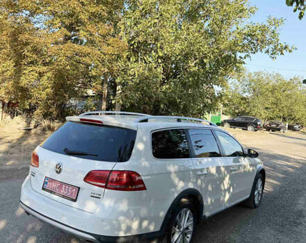 Белый Фольксваген Пассат Альтрак, объемом двигателя 2 л и пробегом 286 тыс. км за 13000 $, фото 4 на Automoto.ua