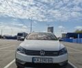 Білий Фольксваген Пассат Альтрак, об'ємом двигуна 2 л та пробігом 180 тис. км за 12000 $, фото 28 на Automoto.ua
