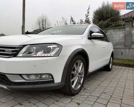 Білий Фольксваген Пассат Альтрак, об'ємом двигуна 2 л та пробігом 246 тис. км за 12999 $, фото 9 на Automoto.ua