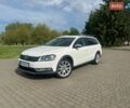 Белый Фольксваген Пассат Альтрак, объемом двигателя 2 л и пробегом 299 тыс. км за 12100 $, фото 1 на Automoto.ua