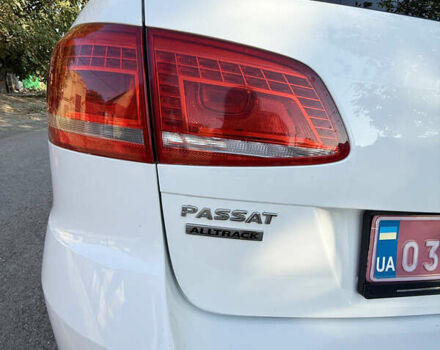 Белый Фольксваген Пассат Альтрак, объемом двигателя 2 л и пробегом 286 тыс. км за 13000 $, фото 8 на Automoto.ua