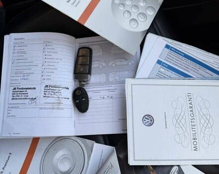 Белый Фольксваген Пассат Альтрак, объемом двигателя 2 л и пробегом 286 тыс. км за 13000 $, фото 16 на Automoto.ua