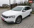 Білий Фольксваген Пассат Альтрак, об'ємом двигуна 2 л та пробігом 246 тис. км за 12999 $, фото 3 на Automoto.ua