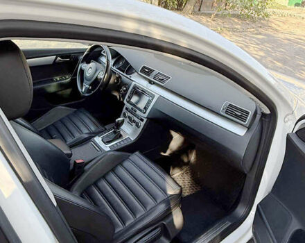 Белый Фольксваген Пассат Альтрак, объемом двигателя 2 л и пробегом 286 тыс. км за 13000 $, фото 33 на Automoto.ua