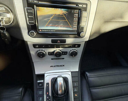 Белый Фольксваген Пассат Альтрак, объемом двигателя 2 л и пробегом 286 тыс. км за 13000 $, фото 21 на Automoto.ua