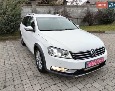 Білий Фольксваген Пассат Альтрак, об'ємом двигуна 2 л та пробігом 246 тис. км за 12999 $, фото 12 на Automoto.ua
