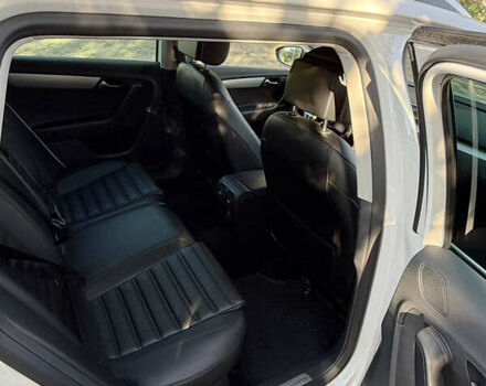 Белый Фольксваген Пассат Альтрак, объемом двигателя 2 л и пробегом 286 тыс. км за 13000 $, фото 31 на Automoto.ua