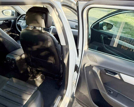 Белый Фольксваген Пассат Альтрак, объемом двигателя 2 л и пробегом 286 тыс. км за 13000 $, фото 32 на Automoto.ua