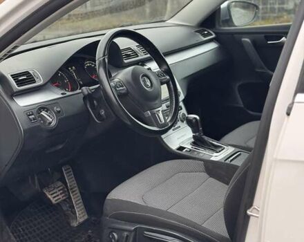 Белый Фольксваген Пассат Альтрак, объемом двигателя 2 л и пробегом 268 тыс. км за 11250 $, фото 19 на Automoto.ua