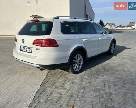 Белый Фольксваген Пассат Альтрак, объемом двигателя 2 л и пробегом 310 тыс. км за 10950 $, фото 3 на Automoto.ua