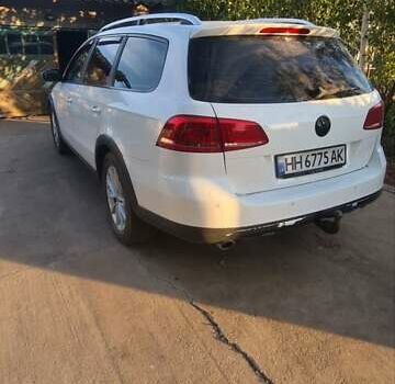 Белый Фольксваген Пассат Альтрак, объемом двигателя 1.97 л и пробегом 199 тыс. км за 12500 $, фото 2 на Automoto.ua