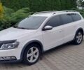 Белый Фольксваген Пассат Альтрак, объемом двигателя 2 л и пробегом 348 тыс. км за 11400 $, фото 1 на Automoto.ua