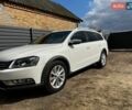 Белый Фольксваген Пассат Альтрак, объемом двигателя 2 л и пробегом 313 тыс. км за 13100 $, фото 1 на Automoto.ua