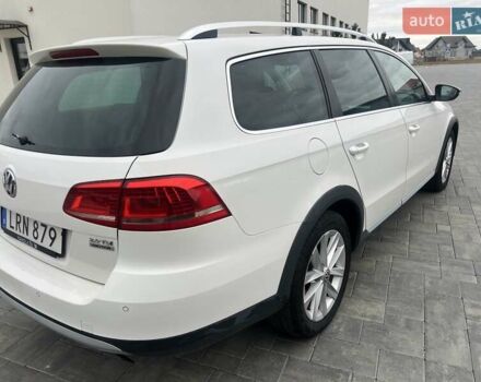 Белый Фольксваген Пассат Альтрак, объемом двигателя 2 л и пробегом 310 тыс. км за 11200 $, фото 9 на Automoto.ua