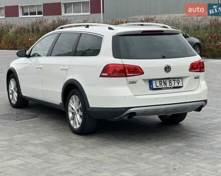 Белый Фольксваген Пассат Альтрак, объемом двигателя 2 л и пробегом 310 тыс. км за 11200 $, фото 12 на Automoto.ua