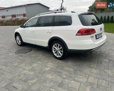 Белый Фольксваген Пассат Альтрак, объемом двигателя 2 л и пробегом 310 тыс. км за 11200 $, фото 5 на Automoto.ua