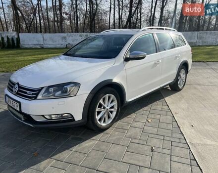 Белый Фольксваген Пассат Альтрак, объемом двигателя 2 л и пробегом 310 тыс. км за 10950 $, фото 1 на Automoto.ua