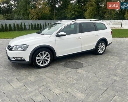 Белый Фольксваген Пассат Альтрак, объемом двигателя 2 л и пробегом 310 тыс. км за 11200 $, фото 6 на Automoto.ua