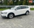 Белый Фольксваген Пассат Альтрак, объемом двигателя 2 л и пробегом 310 тыс. км за 11200 $, фото 6 на Automoto.ua