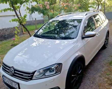 Білий Фольксваген Пассат Альтрак, об'ємом двигуна 2 л та пробігом 405 тис. км за 12500 $, фото 9 на Automoto.ua