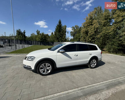 Белый Фольксваген Пассат Альтрак, объемом двигателя 2 л и пробегом 272 тыс. км за 13400 $, фото 13 на Automoto.ua