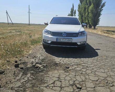 Білий Фольксваген Пассат Альтрак, об'ємом двигуна 2 л та пробігом 224 тис. км за 14500 $, фото 1 на Automoto.ua