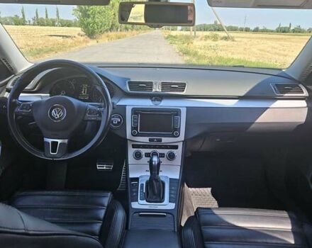 Білий Фольксваген Пассат Альтрак, об'ємом двигуна 2 л та пробігом 224 тис. км за 14500 $, фото 11 на Automoto.ua