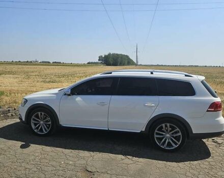 Білий Фольксваген Пассат Альтрак, об'ємом двигуна 2 л та пробігом 224 тис. км за 14500 $, фото 6 на Automoto.ua