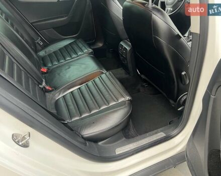 Белый Фольксваген Пассат Альтрак, объемом двигателя 2 л и пробегом 310 тыс. км за 11200 $, фото 17 на Automoto.ua