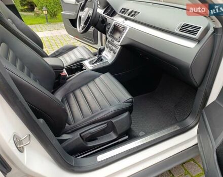 Белый Фольксваген Пассат Альтрак, объемом двигателя 2 л и пробегом 206 тыс. км за 13999 $, фото 15 на Automoto.ua