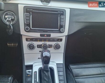 Белый Фольксваген Пассат Альтрак, объемом двигателя 2 л и пробегом 237 тыс. км за 15650 $, фото 16 на Automoto.ua